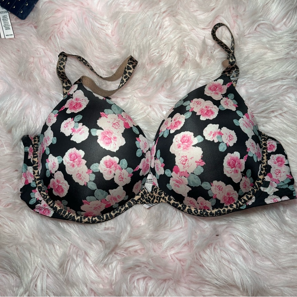 Victoria’s Secret Push-up Bra *Used